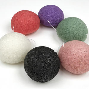 <span class=keywords><strong>Éponge</strong></span> faciale en <span class=keywords><strong>konjac</strong></span> bio avec logo personnalisé, charbon de bambou activé, gommage doux pour le visage, pour peaux grasses, sèches et sensibles, démaquillant - Product Image 2