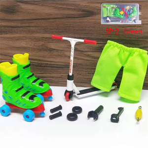 Juego de Patinetes de Dedo de Aleación al por Mayor, Patinete de Dedo con Patines, Mini Juego de Juguetes de Dedo Modelo SP-2 para Regalo de Fiesta - Product Image 3