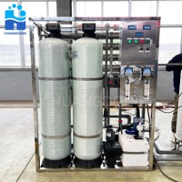 Système de traitement de l'eau par osmose inverse compact 1000 LPH avec pompe CNP et boîtier de membrane en PRV et acier inoxydable