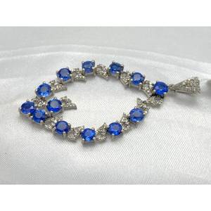 Nuevo Colgante KYNITE de Lujo Más Vendido, Plata de Ley 925, Regalo para Fiestas, Bodas, Compromisos, Ceremonias Religiosas y Eventos - Product Image 2