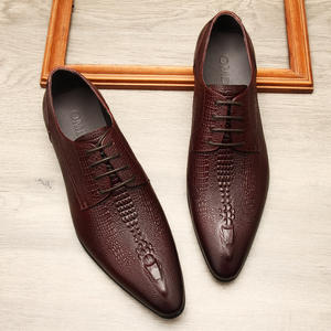 Mocasines de Hombre Estilo Europeo, Punta Redonda, Gamuza, Sin Cordones, Británicos, Lisos, de Cuero Genuino - Product Image 1