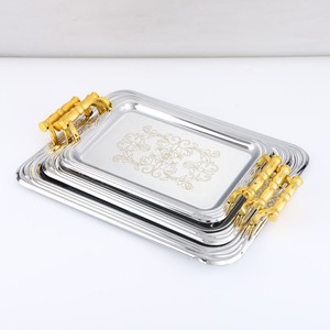 Plateau de service décoratif doré, écologique, compatible lave-vaisselle, avec poignées (lot de 3) - Product Image 3