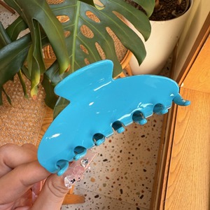 Grande pince à cheveux en acétate de 10cm pour femmes couleur unie accessoire de couvre-chef quotidien écologique pour la vente en gros - Product Image 4