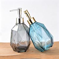 Vente en gros de flacons distributeurs de savon liquide en verre coloré en forme de losange de 400 ml avec pompe à lotion