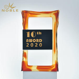 Trophée en verre de nouveau style Assemblage créatif du prix de la réunion annuelle de Crystal pour les employés exceptionnels Prix de charité <span class=keywords><strong>et</strong></span> d'amour - Product Image 3