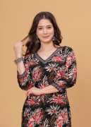 ชุดสตรีแบบสั่งตัด ผ้าวิสโคสเรยอนทรงตรง แบบซาลวาร์คุर्ตา สีและขนาดตามสั่ง เนื้อผ้านุ่มลื่น เหมาะสำหรับงานแต่งงาน งานเลี้ยง และกิจกรรมกลางแจ้ง AMAN - Product Image 2