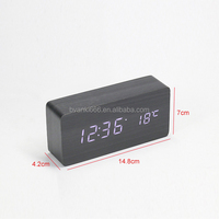 Montre numérique de voyage pour enfants, montre en bois Rectangle Led Table réveil contrôle du son avec calculatrice