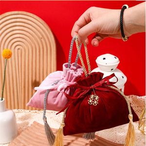 Sacs cadeaux en velours avec cordon de serrage, pochettes à bonbons pour les faveurs de mariage, sacs d'emballage cadeau, organisateur de bijoux, sacs à bonbons au chocolat - Product Image 4