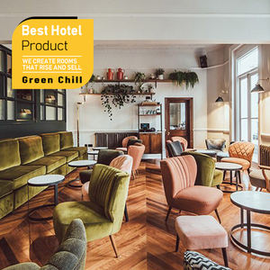 Base de Cama Moderna de Madera Maciza, Diseño Personalizado de Servicio Integral, Muebles de Hotel Boutique Comerciales, Juegos de Dormitorio - Product Image 1