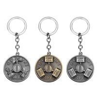 Porte-clé avec couteau, modèle d'arme, pendentif en métal avec bouclier de hache, porte-clés, vente en gros