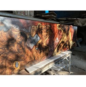 Muebles Artísticos y Funcionales, Tablero de Mesa de Madera Duradero con Superficie Impermeable de Resina Epoxi, Ideal para Fábrica en Vietnam - Product Image 1