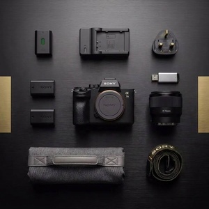 <span class=keywords><strong>Sony</strong></span> A7M3 Alpha <span class=keywords><strong>7</strong></span> <span class=keywords><strong>III</strong></span> ILCE-7M3 Usada Original con Lente de 50 mm f/1.8, 24.2MP, Fotograma Completo, Video 4K, Kit para Retratos y Vlogging, Obturador Bajo - Product Image 6