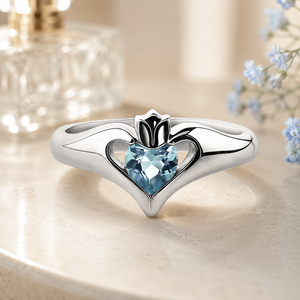 Anello con Zircone Ocean Heart per Donne, Elegante Gioiello da Indossare all'Indice - Product Image 6