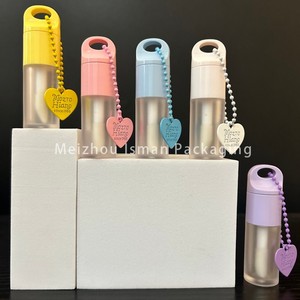 ISMAN Flacon vide de 4 ml pour gloss à <span class=keywords><strong>lèvres</strong></span>, givré, violet, blanc, rose, avec grand pinceau, accessoire en forme de cœur et chaîne, tubes de conteneur pour gloss - Product Image 2