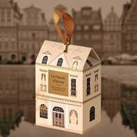 Boîte à bonbons de mariage motif maison avec poignée en ruban