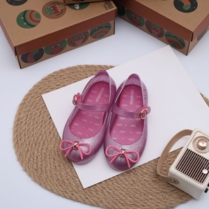 Chaussures plates en PVC pour enfants, style gelée, avec nœud, pour l'été, modèle princesse - Product Image 2