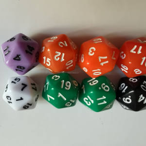 Nouveau jeu de société en plastique, couleur solide, transparent, scintillant, brille dans le noir, dés en résine acrylique et poly avec impression - Product Image 5