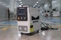Machine de nettoyage laser portative à haute efficacité, nouveau design, machine de détartrage et de dégraissage laser
