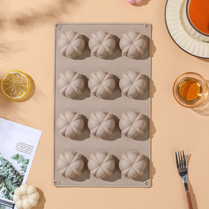 L'usine MUYULINS peut personnaliser des moules en silicone à 12 cavités en forme de mangoustan, antiadhésifs en platine LFGB, sans BPA, pour gâteaux. - Product Image 3