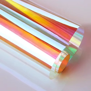 Film adhésif PET arc-en-ciel coloré pour vitres, effet dichroïque, avec isolation thermique et protection UV pour la décoration des bureaux et des bâtiments - Product Image 1