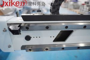 Nouveau bras robotisé horizontal à cinq axes de type CE B, garantie 1 an, puissance 3,05 kW pour machine de moulage par injection industrielle 80T-530T - Product Image 4
