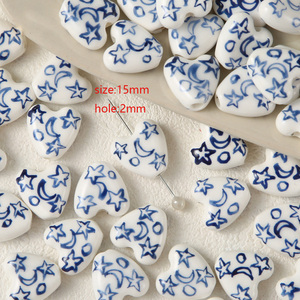 Collezione Vintage di 35 Modelli di Perline in Ceramica, Perline Rotonde Floreali in Porcellana Cinese Blu e Bianca per la Creazione di Gioielli - Product Image 4
