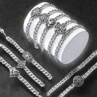 Bracelet chaîne à maillons en acier inoxydable style hip-hop avec nœud celtique, cœur et symbole religieux chrétien en forme de croix – Cadeau idéal pour la vente en gros