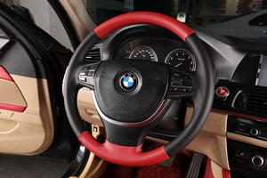 Housse de volant de voiture en cuir à 3 rayons, <span class=keywords><strong>intérieur</strong></span> en cuir personnalisé amélioré pour véhicules - Product Image 3