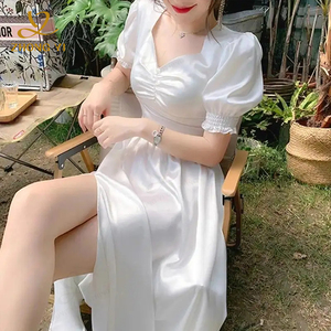 Женское платье с коротким рукавом - Product Image 3