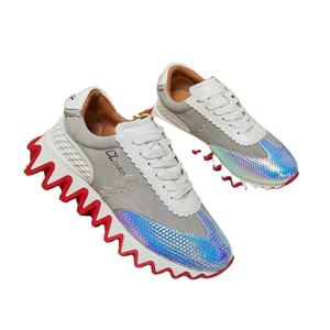 Chaussures de course tendance européennes 2026 CL pour hommes et femmes, à plateforme requin, semelles ondulées évidées, amortissantes et antidérapantes - Product Image 3