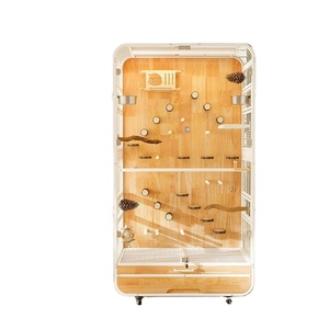 Jaula de Lujo para Loros de Madera Blanca y Acero, Villa para Pájaros con Vidrio Transparente Panorámico, Ruedas, Cajones, Ecológica, para Interiores y Exteriores - Product Image 1