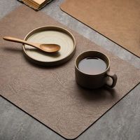 Tabletex Vente en gros, lot de 6 sets de napperons de table en cuir, style classique, résistants à la chaleur, antidérapants, lavables, isolants