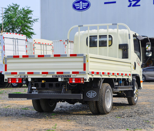 一汽最优惠价格新型轻型卡车 4x2 欧二欧五柴油左驾货运卡车 TigerVR 5吨带护栏 - Product Image 5