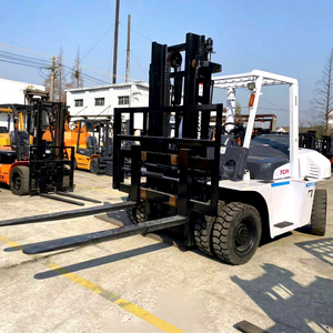 Chariot élévateur diesel TCM FD70 de 7 tonnes, capacité de 7000 kg, mât de 3 m, moteur Isuzu, équipement industriel lourd pour entrepôt - Product Image 1