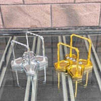 Péndulo de Newton con Base de Plástico Dorado de Cuatro Pétalos, Bola de Impacto, Regalo Creativo, Adorno Moderno de Diseño Simple para Oficina y Hogar