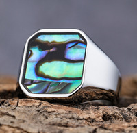 XILIANGFEIZI Bague en acier inoxydable à coquilles d'ormeau, style euro-américain, tendance et très vendue, pour cadeau de petit ami