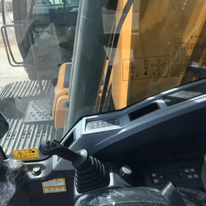 Excavadora Hyundai 150LC-9 Usada de 15 Toneladas con Arnés de Cableado Completo y Componente de Motor Principal en Venta - Product Image 5