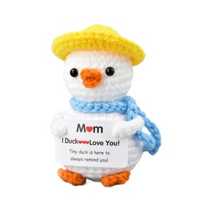 Chapeau en tricot fait main en forme <span class=keywords><strong>de</strong></span> <span class=keywords><strong>canard</strong></span> en fil <span class=keywords><strong>de</strong></span> polyester pour le Nouvel An chinois - Produit fini jaune - Product Image 5
