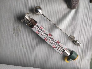 जल टैंक और गैस गेज स्तर के लिए मास्टर स्तर गेज औद्योगिक माप उपकरण - Product Image 3