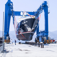 Portique de grue de yacht de levage de voyage marin Palan mobile de bateau de 500 tonnes Capacité de chargement nominale de plusieurs tonnes
