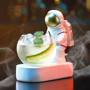 Vasos de Cóctel Creativos con Forma de Astronauta, Vasos Personalizados para Jugo, Cerveza y Bebidas Mixtas, Vaso Luminoso para Vino Mixto, Vaso Especial para Bebidas - Product Image 1