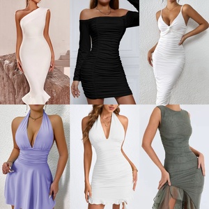 การชำระบัญชีเครื่องแต่งกายสตรีที่มีตราสินค้า2004: <span class=keywords><strong>ส่วนลด</strong></span>ครั้งใหญ่สำหรับชุดเดรสและเสื้อผ้าหลากหลายรูปแบบ - Product Image 4