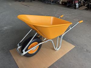 Brouette <span class=keywords><strong>Altrad</strong></span> Belle Warrior Landscape avec bac en plastique HDPE robuste de 100 L, pneu anti-crevaison à crampons pour usage intensif - Product Image 2