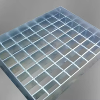 Grille en acier Q235 galvanisée à chaud antidérapante pour passerelle, couvercle de drain, marche d'escalier, station d'épuration, parking – Taille personnalisée disponible