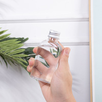 Bouteille de boisson jetable carrée avec couvercle pour jus