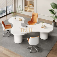 Mobilier de bureau en forme de L pour CEO Boss Manager Mobilier de bureau en noir et blanc au design de couleurs mélangées OEM