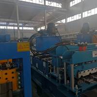 Máquina perfiladora de tejas esmaltadas de 820 mm con 5 nervaduras y control servo PLC para techos