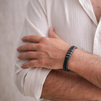 Pulsera de Cuero Trenzado Negro Doble con Cuentas Multitubo Grabadas Personalizadas, Brazalete de Acero Inoxidable con Nombre de Familia y Fecha