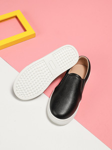 Custom Simple Flat-soled Casual Leather <b>Shoes</b> Boys and Girls New Casual <b>Soft</b>-soled Children Loafer <b>Shoes</b> - Product Image 4