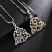 Collier avec nœud celtique et runes nordiques pour homme, pendentif en acier inoxydable pour homme, cadeau punk scandinave